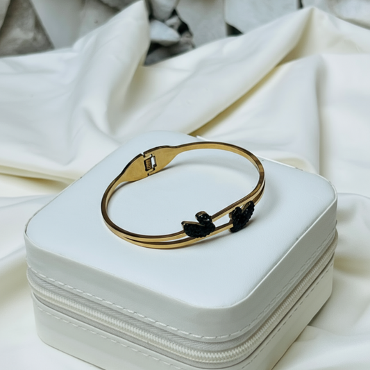 Swan Cuff