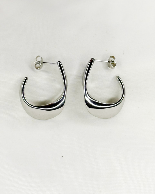 SILVER TWISTED HOOPS